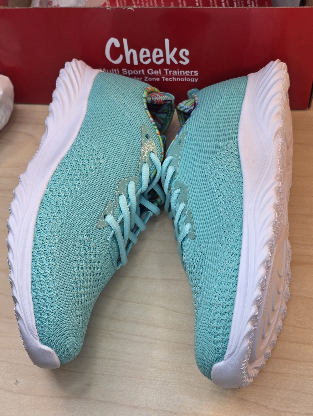 Tony Little Cheeks Multi Sport Gel Trainers Aqua Blue/Teal/Multi Size 8.5 - Picture 7 of 16